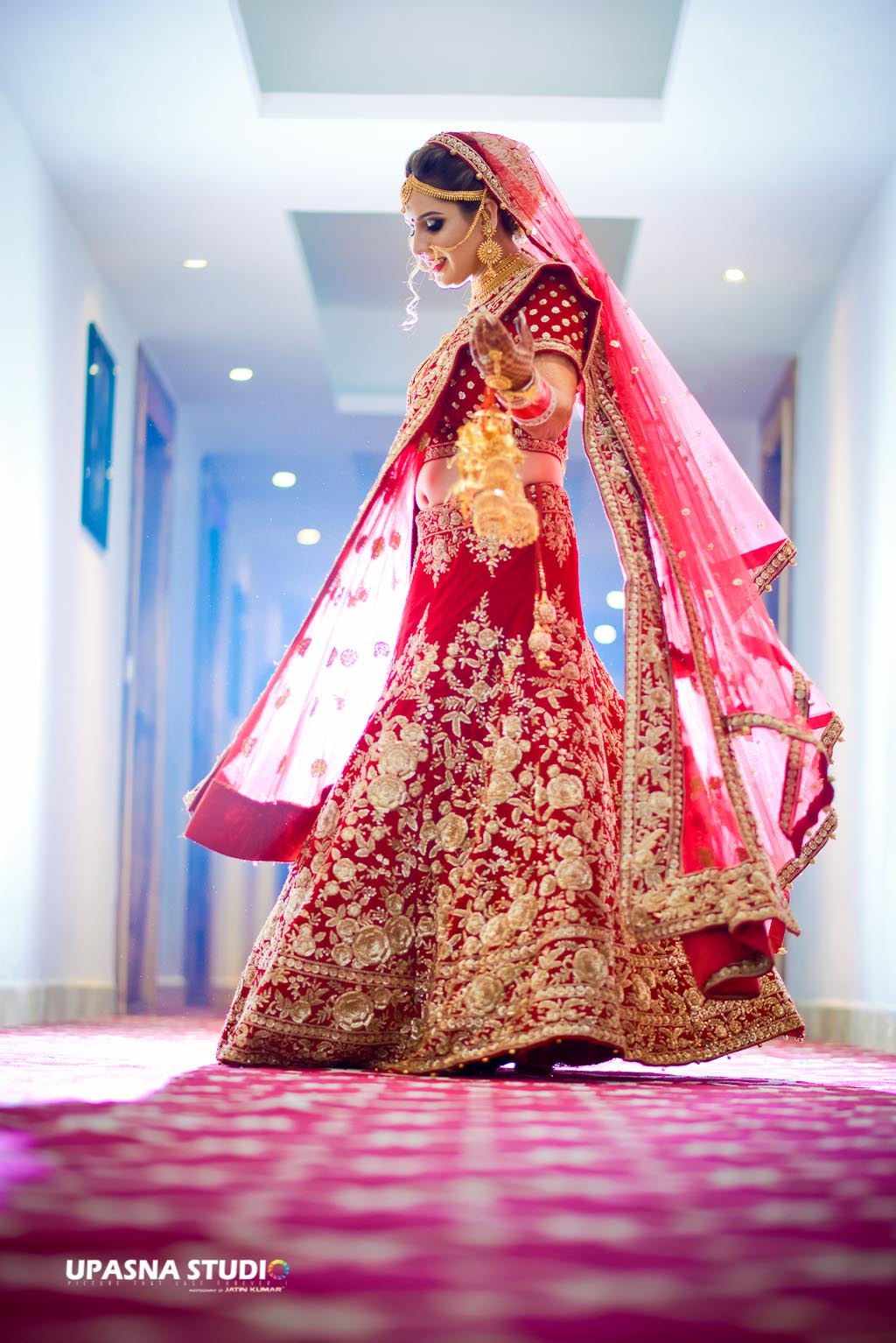 beautiful indian bride photo